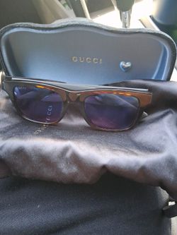 Gucci sun glass