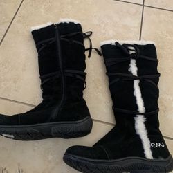 BOOT SALE NEW FUR INSIDE SUEDE 9