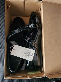 Dress shoes