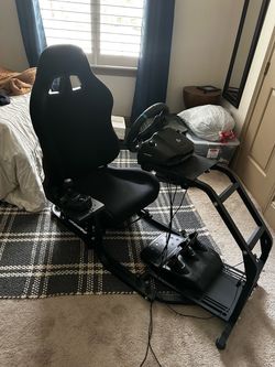 Logitech G20 Plus Racing Chair & Wheel Stand – Excellent Condition