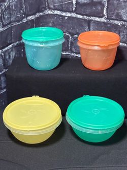 Vintage Tupperware Santa Fe Stacking Bowls Set of 4 with Lids Retro