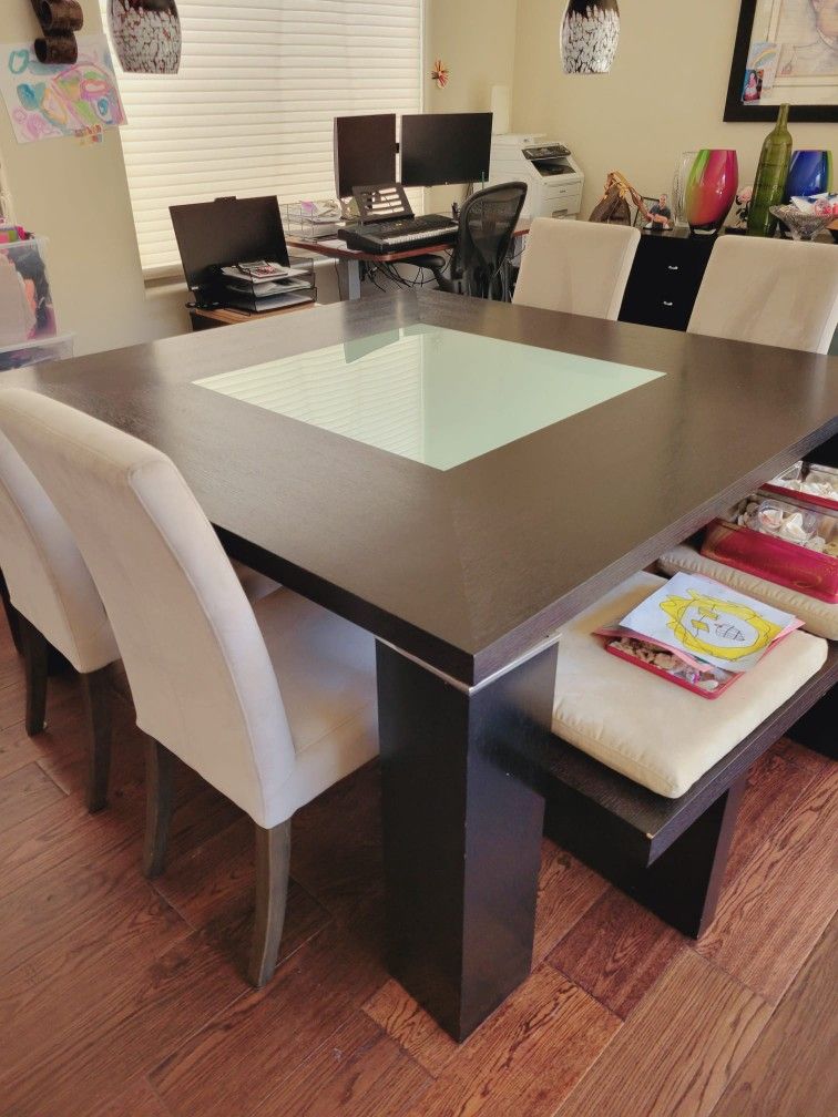 Dining Table Set