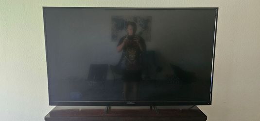 65" Insignia HDTV + Google TV Chromecast