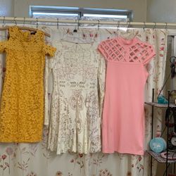 Short Dresses.   XS & Sm.      Chino, Ca