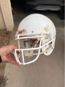 Schutt Youth Small white football helmet