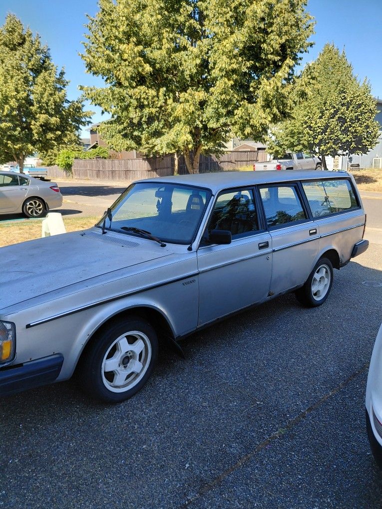 1984 Volvo 240