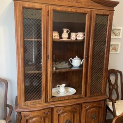 Display Cabinet 