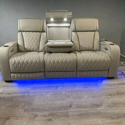 I’m Jon Green, Wayne’s Home Sales Representative🌟 Power  Reclining Sofa, Power Reclining Loveseat, Power Recliner Fast Delivery
