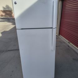 Ge Refrigerator 