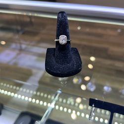 Diamond Engagement Ring