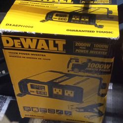 DeWalt power 1000 winverter/ Dewalt llithium jump starter