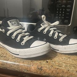 Converse unisex low top