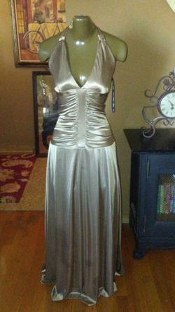 Beautiful bronze prom dress sz 5/6