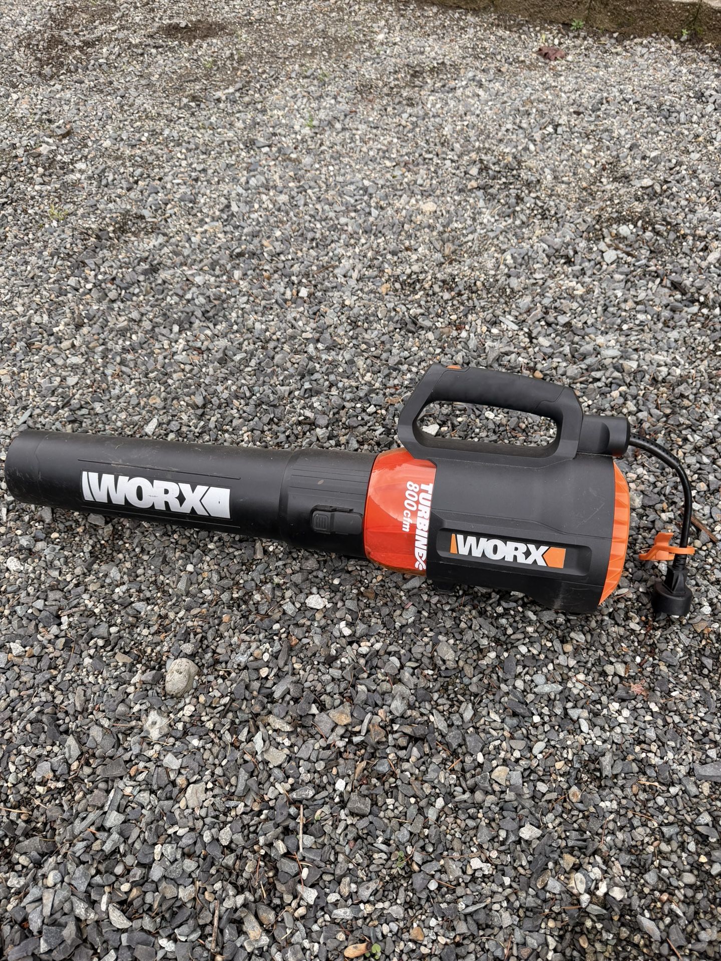 WORX Turbine 800 Leaf Blower — 800 CFM — Powerful & Like New