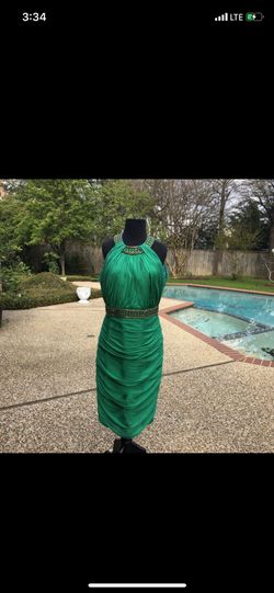 Carmen marc valvo green dress hotsell
