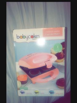 New Babycakes cupcake maker. Located In Santa Ana.