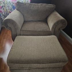 Armchair With Ottoman