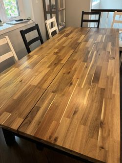 URGENT !!! Dining Table + 6 Chairs