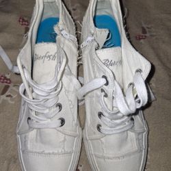 Girls White Rip Look Sneakers, Blowfish, Sz5, Hidden Wedge Heel