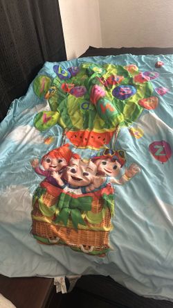 Coconelon Crib Size Bed Set