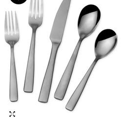 Mikasa Stainless Silverwear Set 