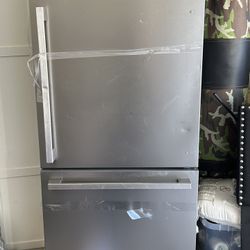 LG Refrigerator 