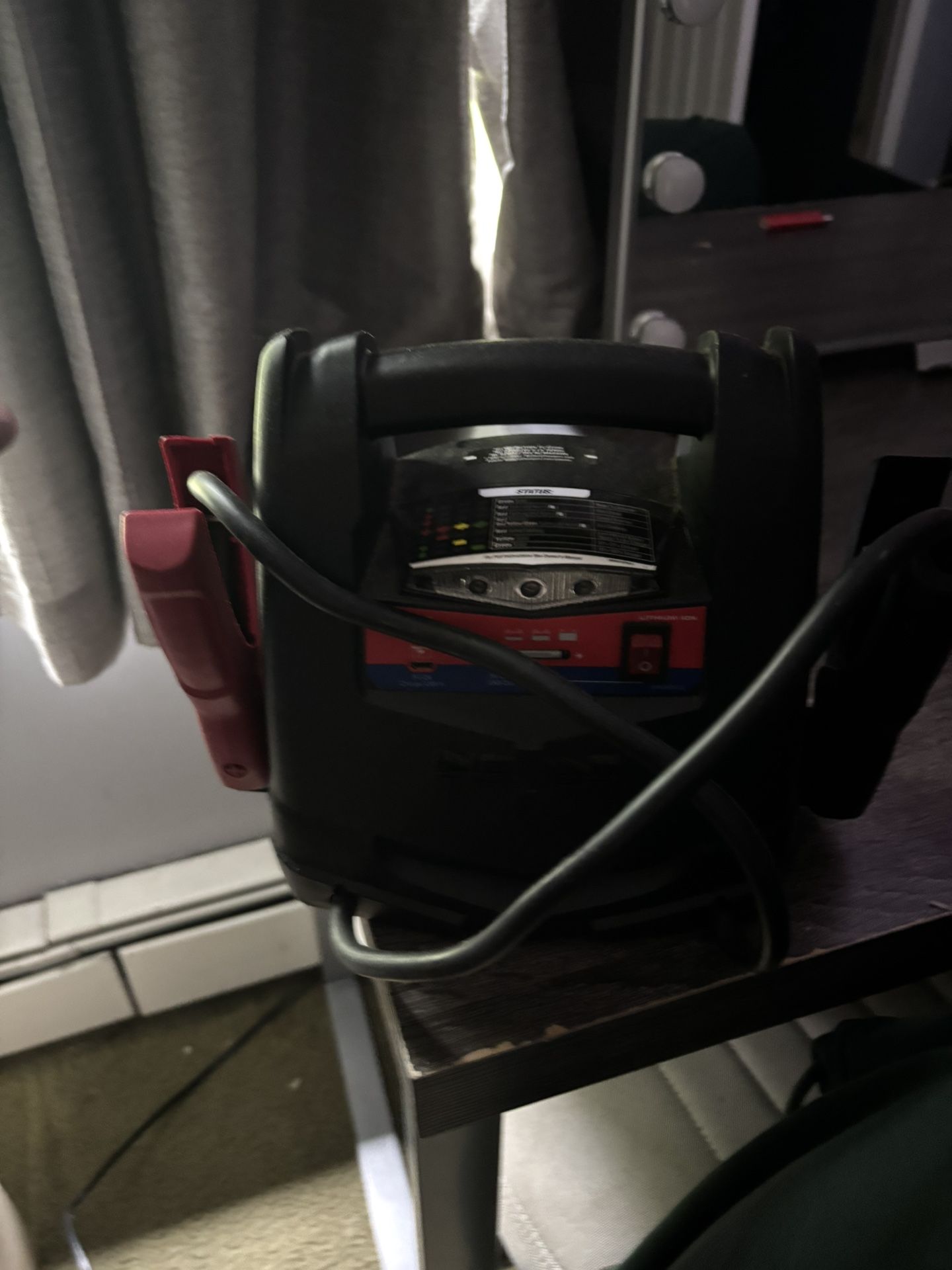 Duralast DL-1200AC Portable Battery charger, Tire Inflator