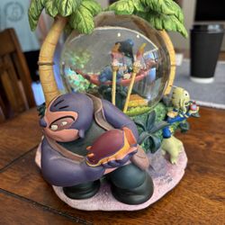 Disney Lilo & Stitch Musical Snow Globe - Plays “Aloha ʻOe” - Rare Collectible - Works! 