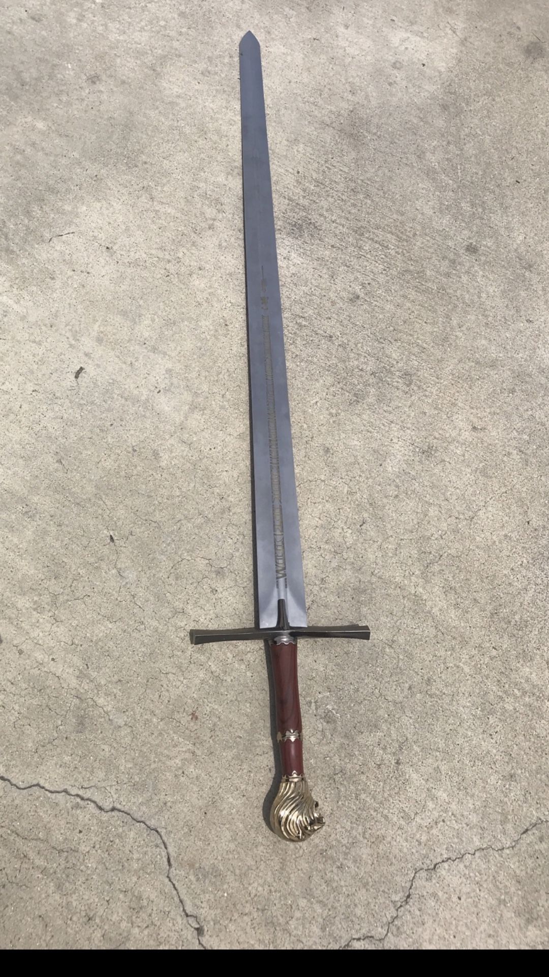 Sword (Chronicles of Narnia) Peter Sword