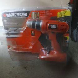 Blsck And Decker 18v Electric Drill