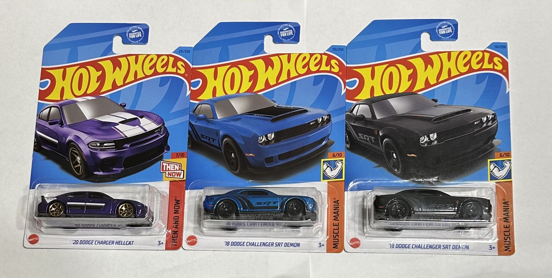 Hot Wheels ‘20 Dodge Charger Hellcat Purple & ‘18 Challenger SRT Demon Black New