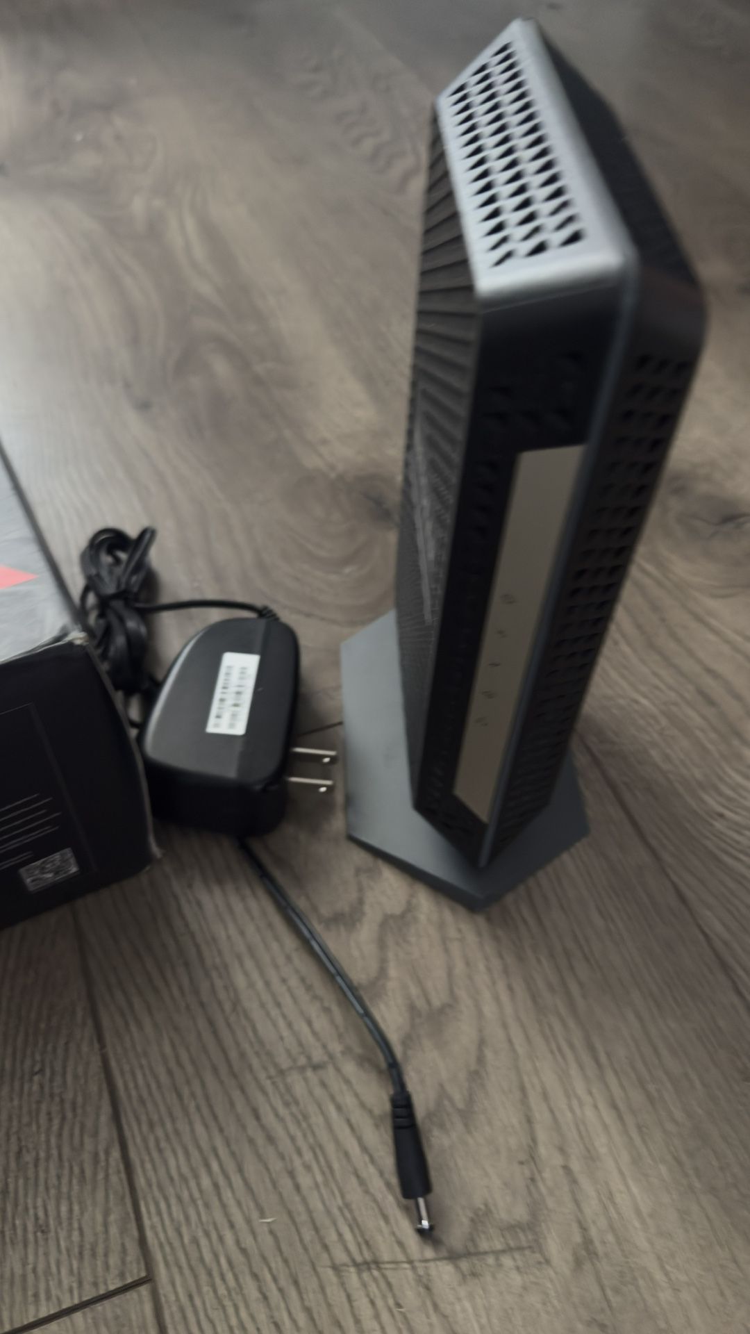 cable modem and Wifi-6 Router