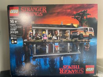 Lego 75810 Stranger Things The Upside Down (Used)