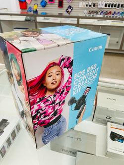 Canon EOS R50 content creator kit
