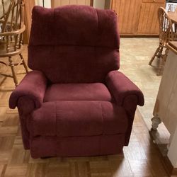 BURGUNDY ROCKER RECLINER IN VERY GOOD AND CLEAN CONDITION 