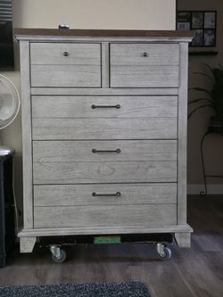 Bedroom set. Queen size