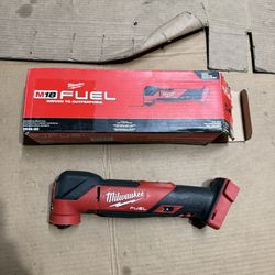 Milwaukee M18 FUEL 18V Lithium-Ion Cordless Brushless Oscillating Multi-Tool (Tool-Only)