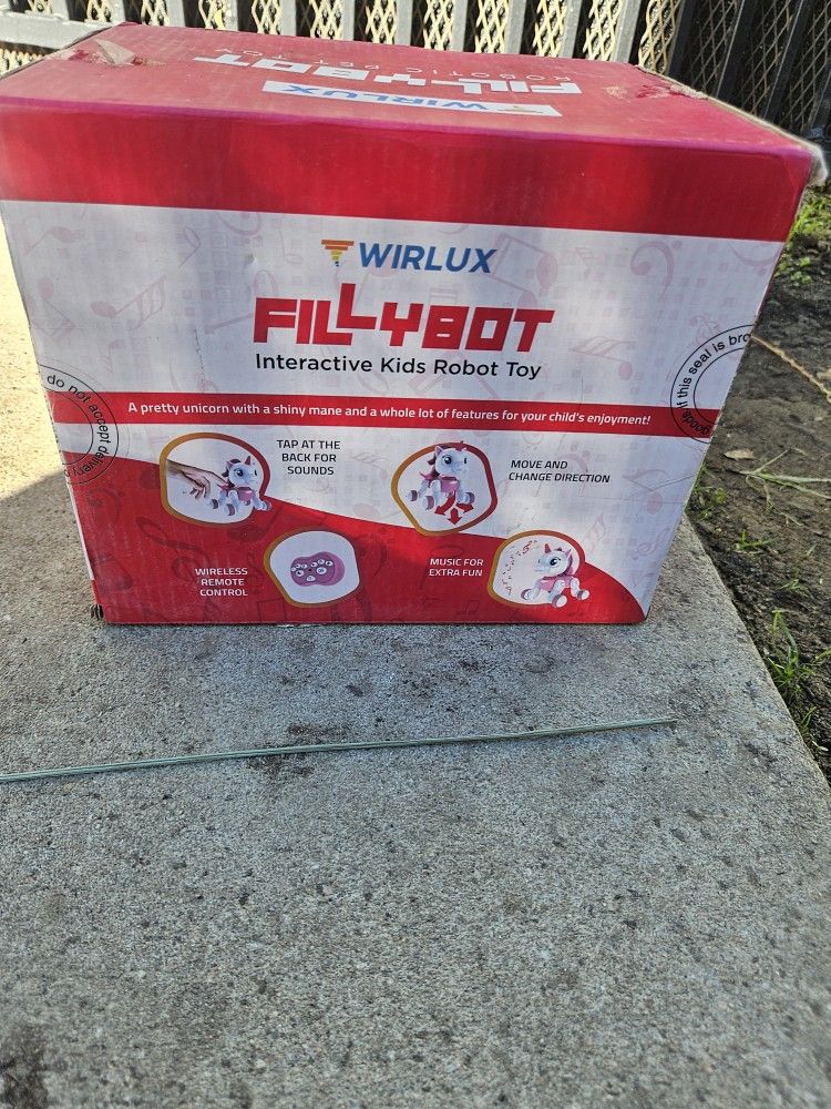 Fillybot, Robotic Pet Toy