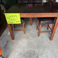 Dining Table With 4chairs 