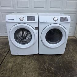 Samsung High Efficiency Washer and Dryer Set (Electric)