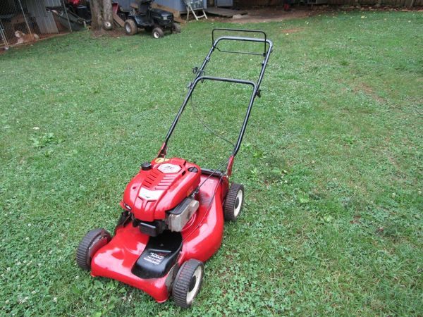 Craftsman Self Propelled Mower 7 0hp 21 Cut Front Wheel Drive Home Craftsman Self Propelled Mower 7 0hp 21 Cut Front Wheel Drive Home Garden In King Nc Offerup