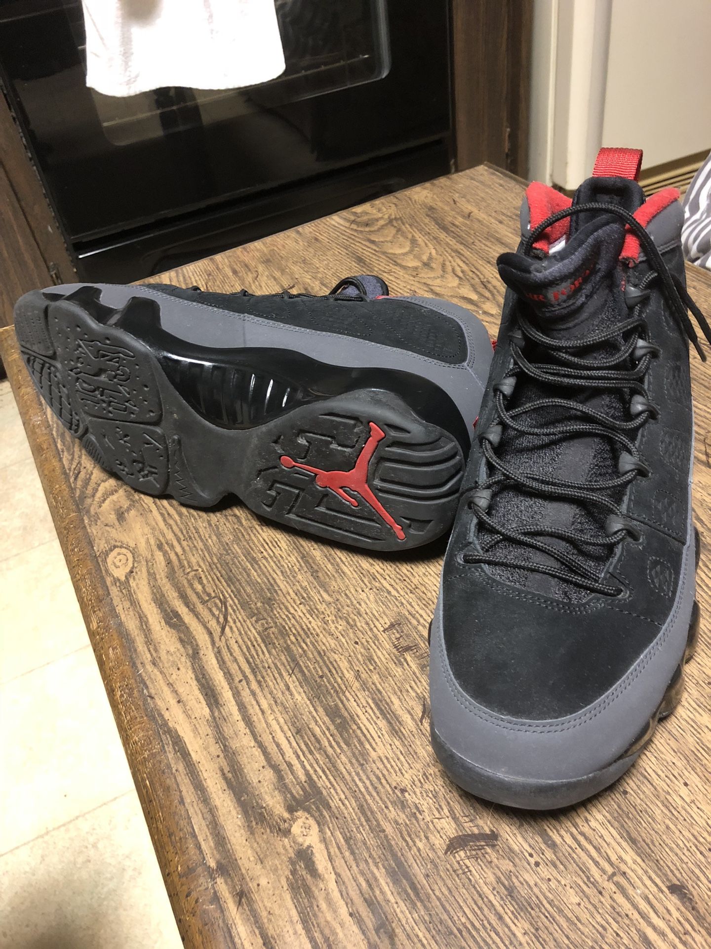 Air Jordan retro charcoal 9’s