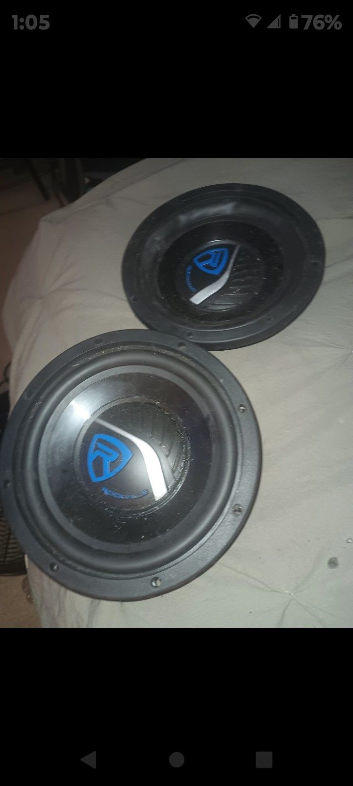 2 Subwoofers 500 Wats