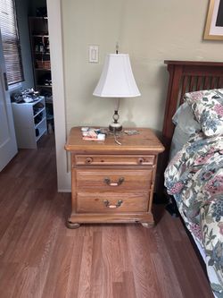 5 Piece solid wood bedroom set