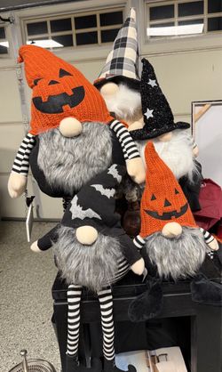 Halloween gnomes collection