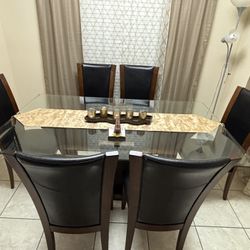 Dine In Table