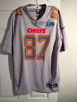 Like new Travis Kelce Nike Kansas City Chiefs Super Bowl Lviii Game Jersey Gray. Large