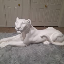 PANTHER STATUE 