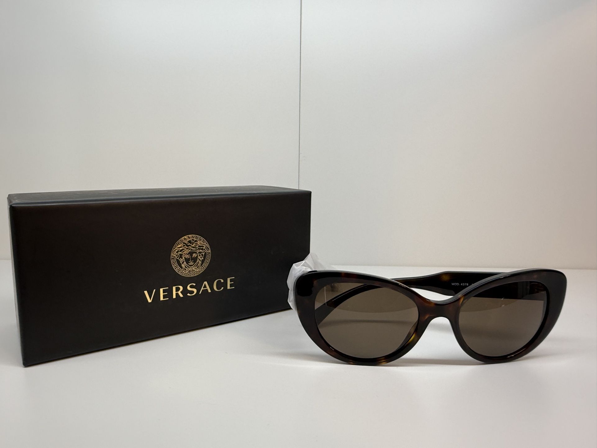 Versace Sunglasses – Brown Cat Eye Style ✨