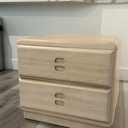 Minimalist Light Wood Bedside Table (2-Drawer)